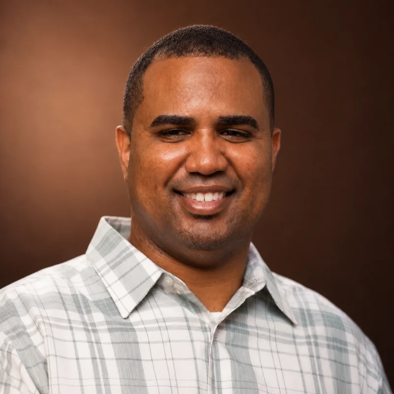 Mandel Robinson Jr., Co-Founder and Managing Partner of Syncbridge Group